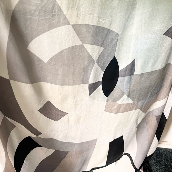 Chanel Geometric Logo  scarf/Wrap. 100% Silk. Made in Italy. Large, 51” by 53”. - Picture 4 of 16